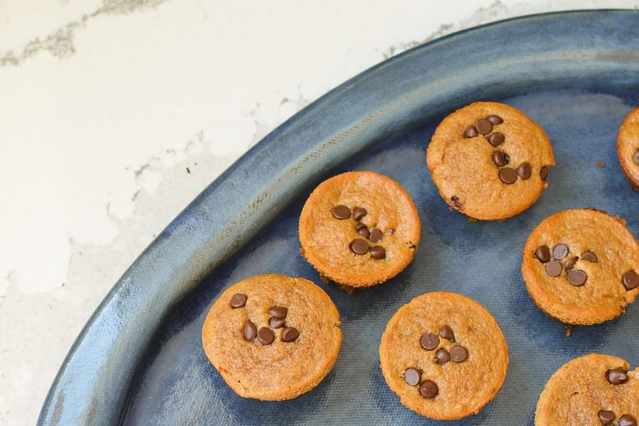 banana with almond butter