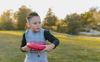 What type of frisbee is best for playing Ultimate Frisbee?