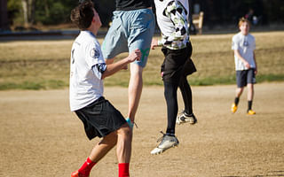 What universities have strong ultimate frisbee programs in the United States?